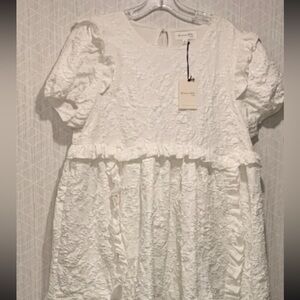 Amable Women’s oversized Baby Doll Dress Size L NEW Puff sleeves ruffle design